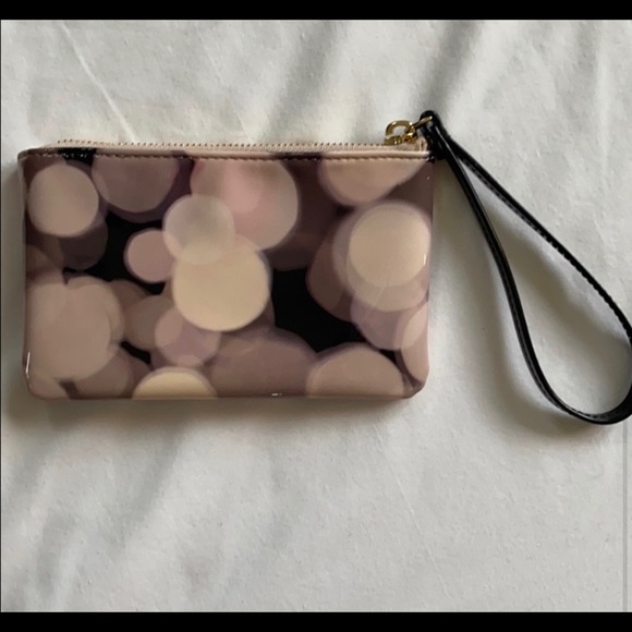 Authentic Kate Spade Faux Patent Leather Wristlet - Picture 3 of 5